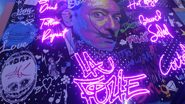 萬(wàn)世騰為您解答霓虹燈的制作工藝